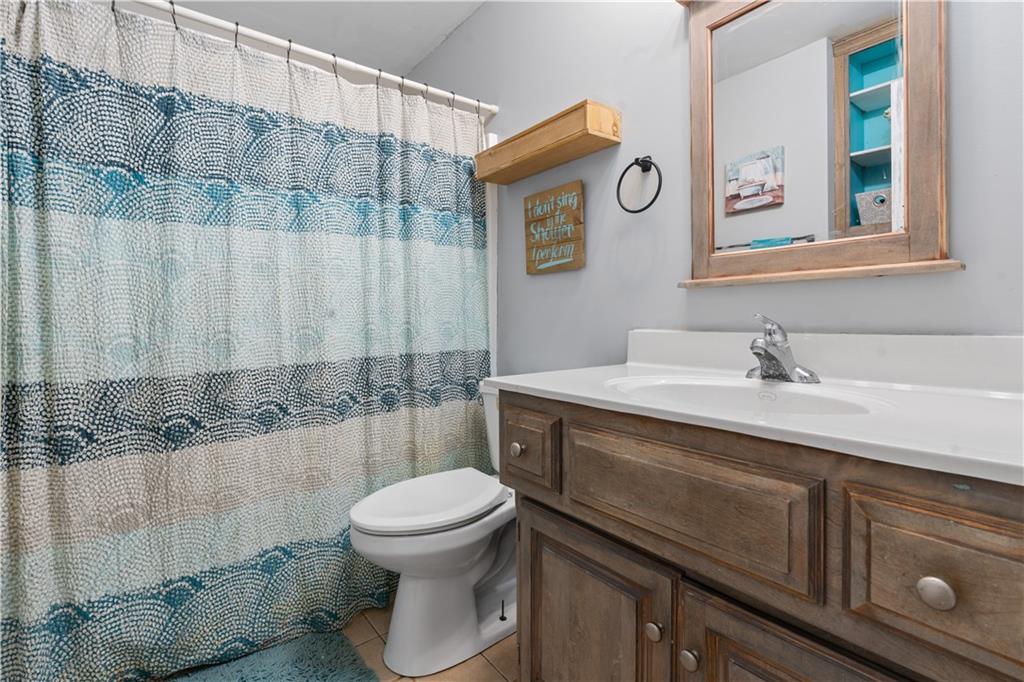 1324 Southwest 22nd Street Blue Springs, MO 64015 - Photo 14 of 41