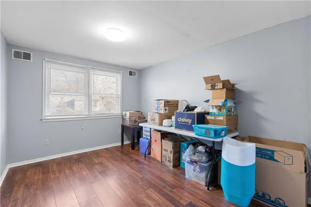 $320,000 | 1324 Southwest 22nd Street, Blue Springs, MO 64015