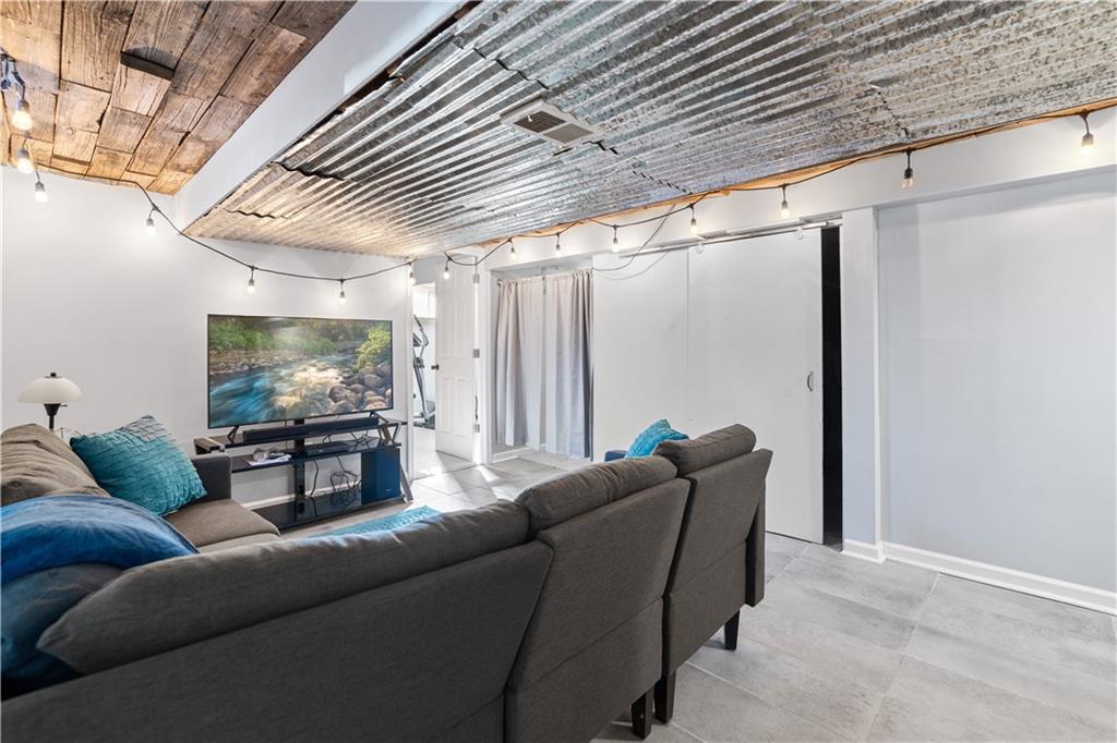 1324 Southwest 22nd Street Blue Springs, MO 64015 - Photo 24 of 41