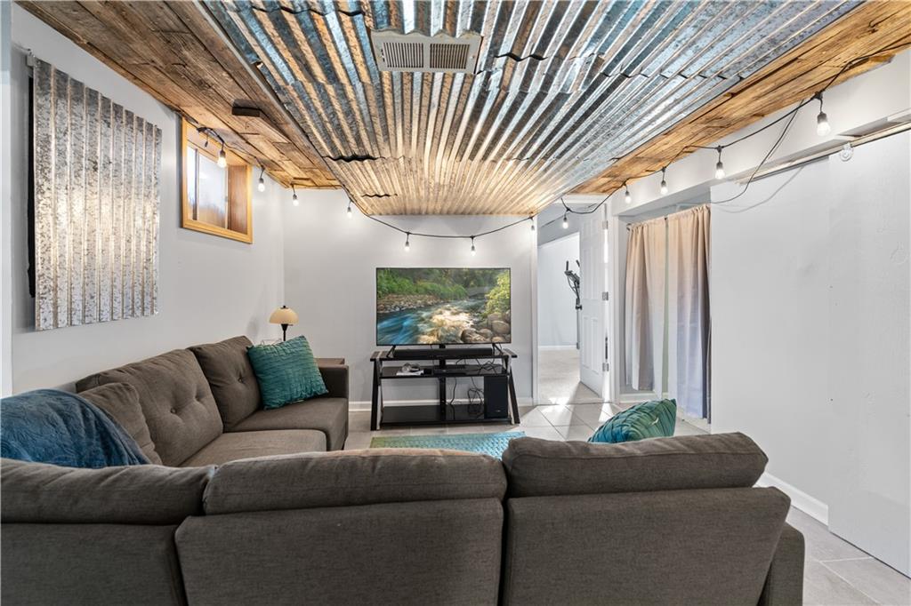 1324 Southwest 22nd Street Blue Springs, MO 64015 - Photo 25 of 41