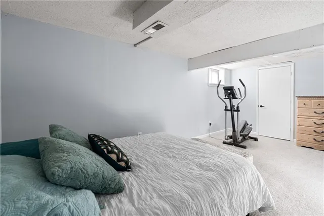 $320,000 | 1324 Southwest 22nd Street, Blue Springs, MO 64015