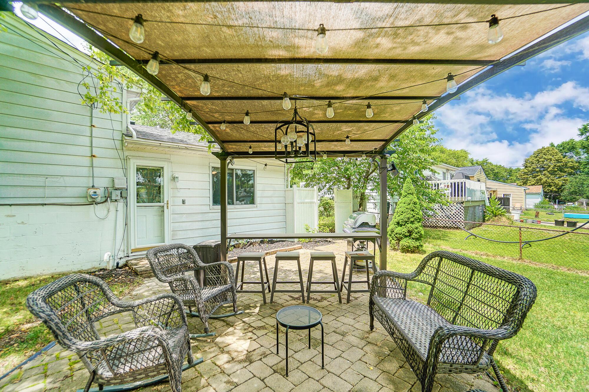 3394 Hoover Road Grove City, OH 43123 - Photo 25 of 28 Patio