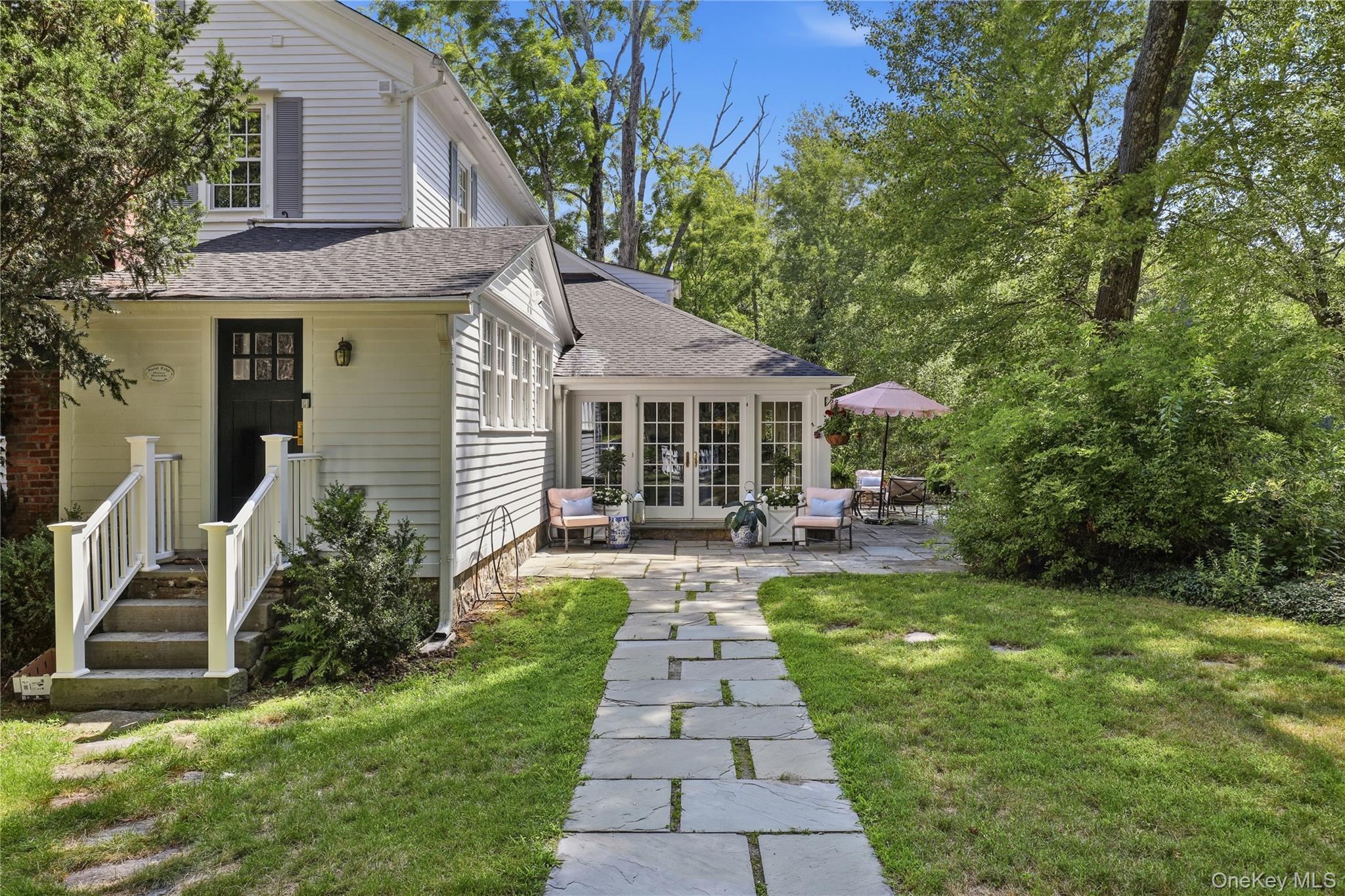 18 Salem Road Pound Ridge, NY 10576 - Photo 4 of 27 Side of house
