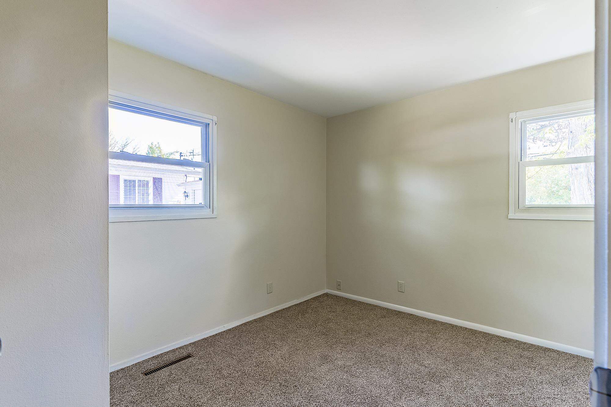 5336 Riviera Drive Fort Wayne, IN 46825 - Photo 18 of 30 Gallery Image 18