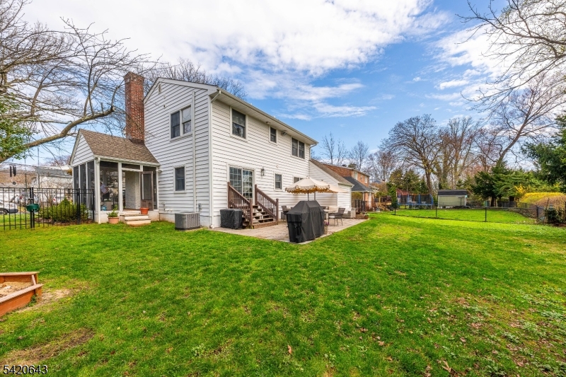 1341 Birch Hill Road Mountainside, NJ 07092 - Photo 22 of 24