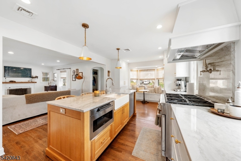 1341 Birch Hill Road Mountainside, NJ 07092 - Photo 6 of 24