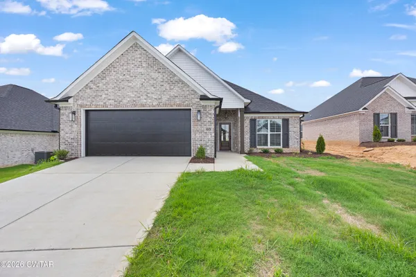 $299,900 | 60 Easington Cove, Jackson, TN 38305