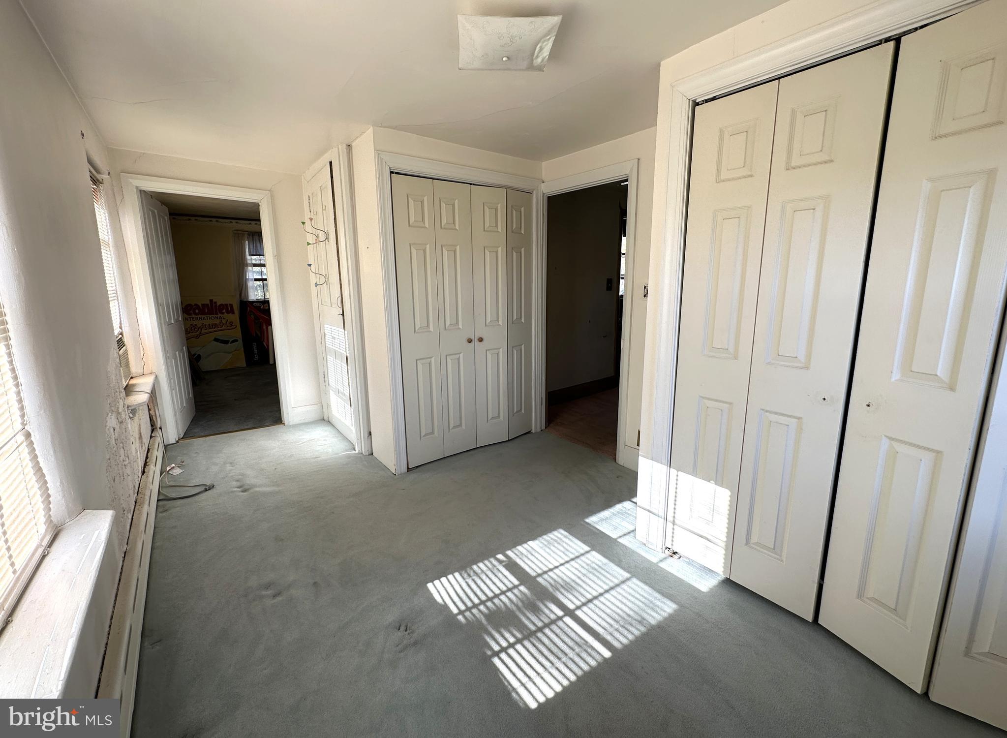 21 Big Road Schwenksville, PA 19473 - Photo 33 of 61 a view of entryway with window
