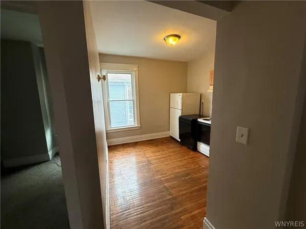 $1,600 | 319 Bryant Street, Unit 2, Buffalo, NY 14222