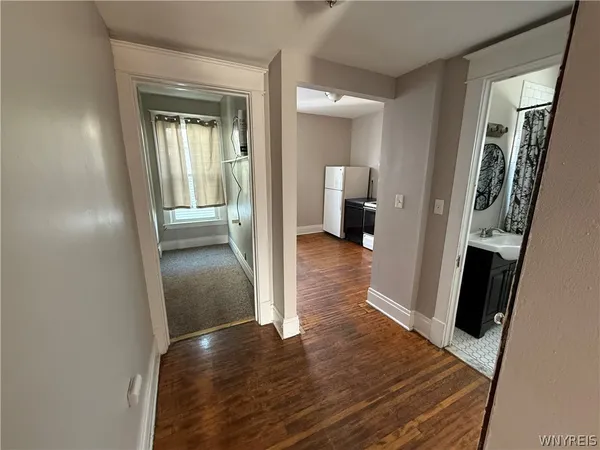 $1,750 | 319 Bryant Street, Unit 2, Buffalo, NY 14222