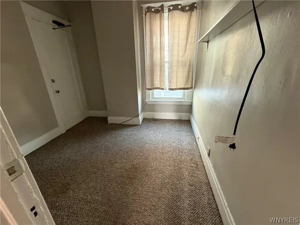 $1,750 | 319 Bryant Street, Unit 2, Buffalo, NY 14222