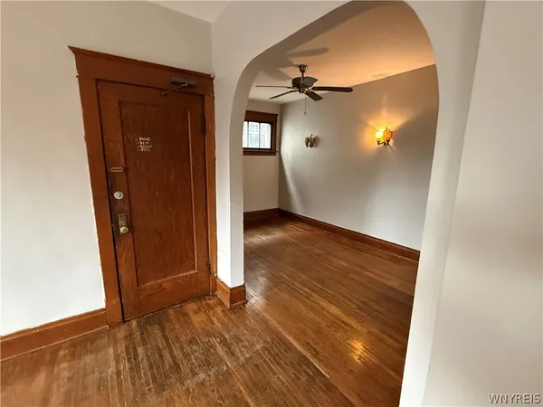 $1,600 | 319 Bryant Street, Unit 2, Buffalo, NY 14222