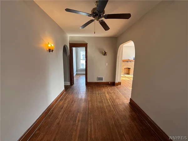 $1,750 | 319 Bryant Street, Unit 2, Buffalo, NY 14222