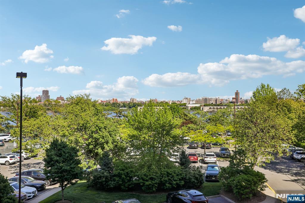 1077 River Road, Unit 303 Edgewater, NJ 07020 - Photo 27 of 27