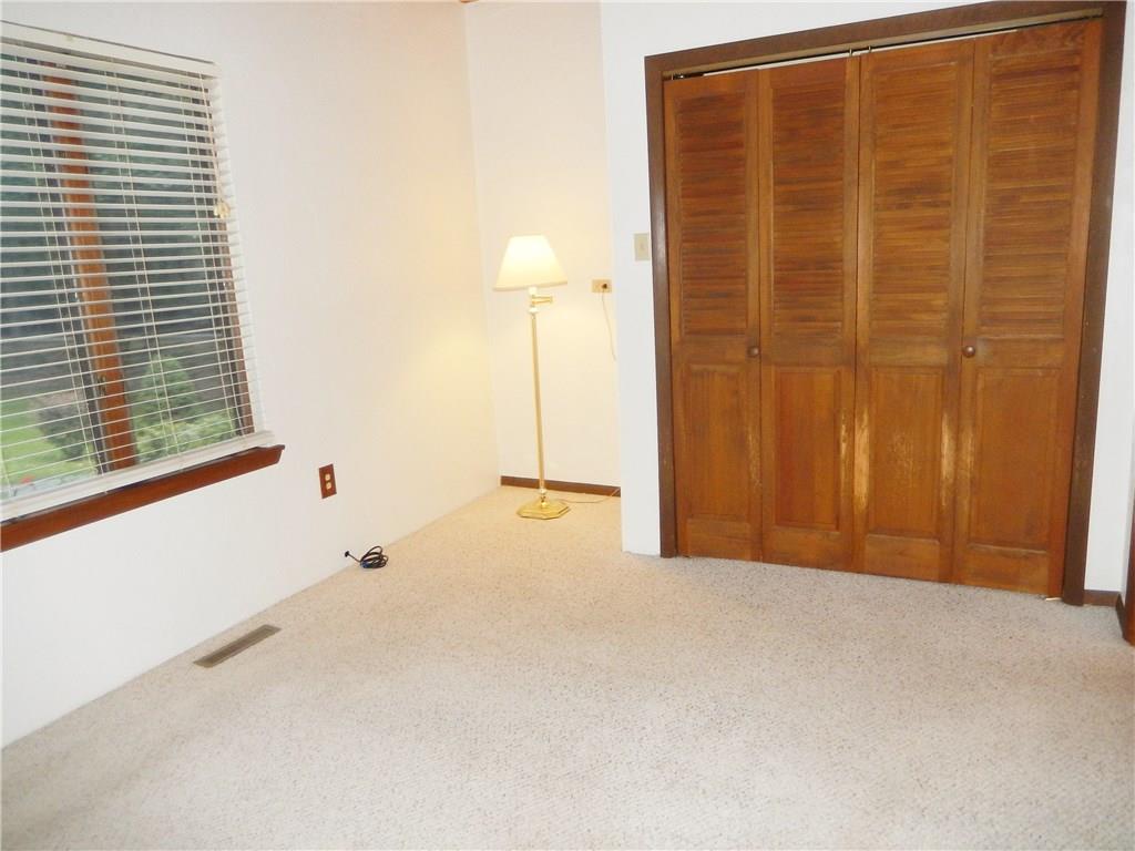 239 Walnut Road Acme, PA 15610 - Photo 17 of 25