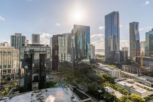 $449,000 | 1250 South Miami Avenue, Unit 2212, Miami, FL 33130
