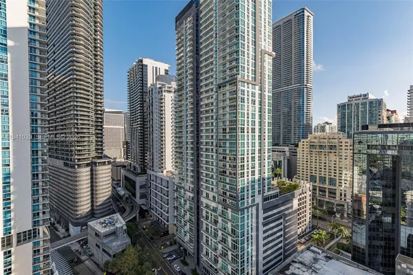 $449,000 | 1250 South Miami Avenue, Unit 2212, Miami, FL 33130