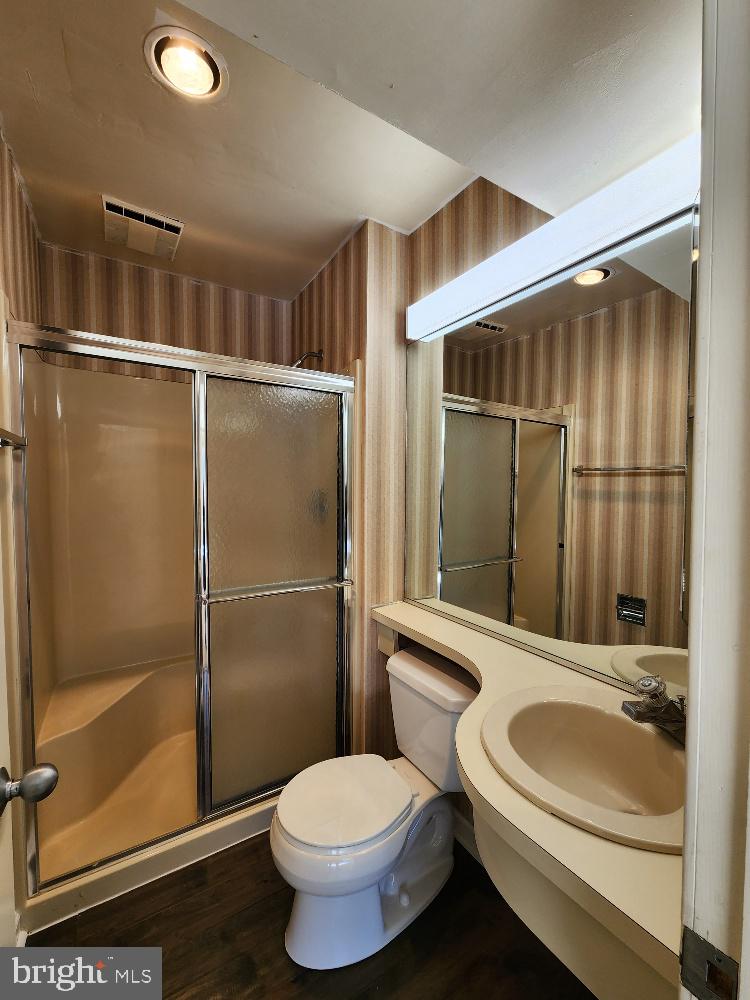 8410 Hawkins Creamery Road Gaithersburg, MD 20882 - Photo 37 of 43