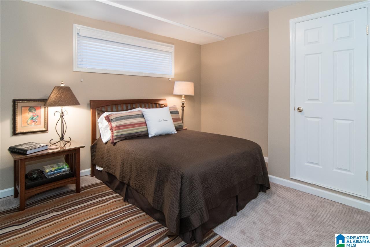 1817 Post Oak Road Vestavia Hills, AL 35216 - Photo 39 of 50
