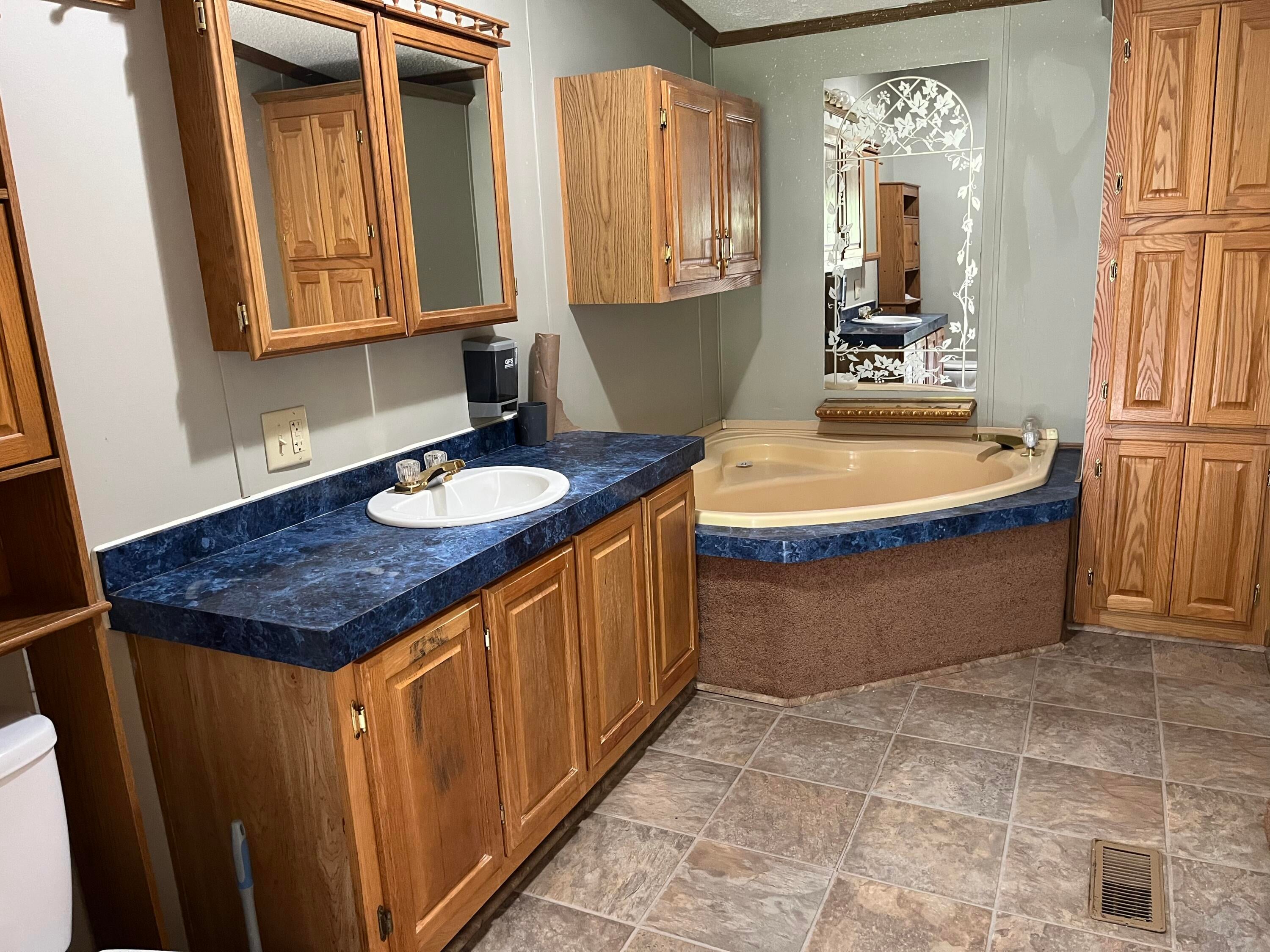 102 McGregor Road Vanderbilt, MI 49795 - Photo 28 of 41 Gallery Image 28