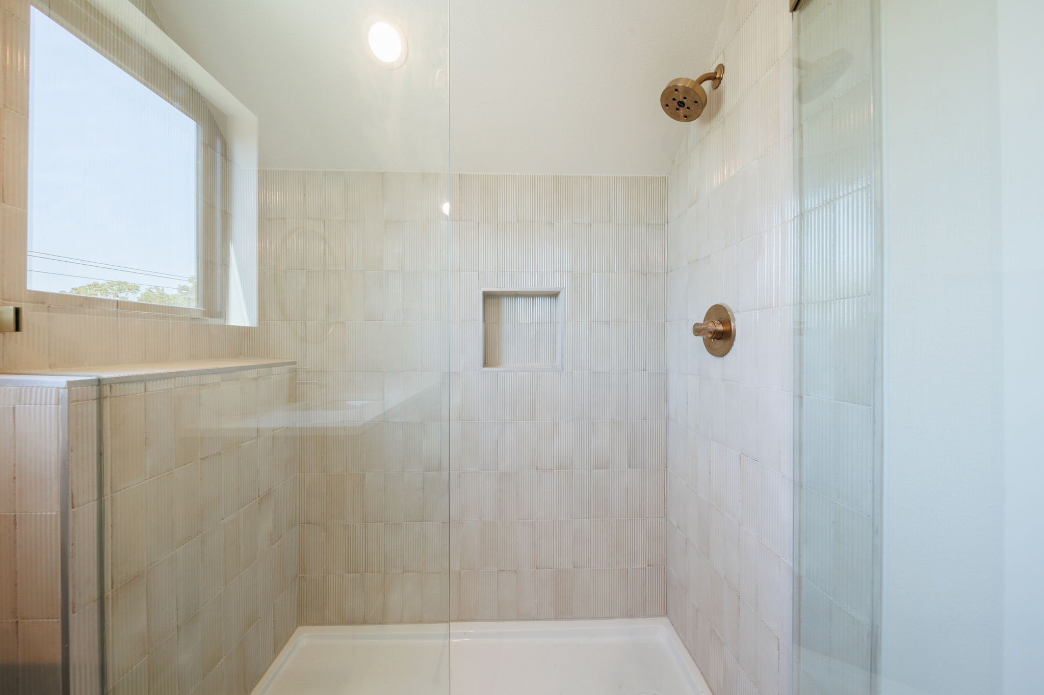 6315 Del Monte Road, Unit A Austin, TX 78741 - Photo 15 of 24