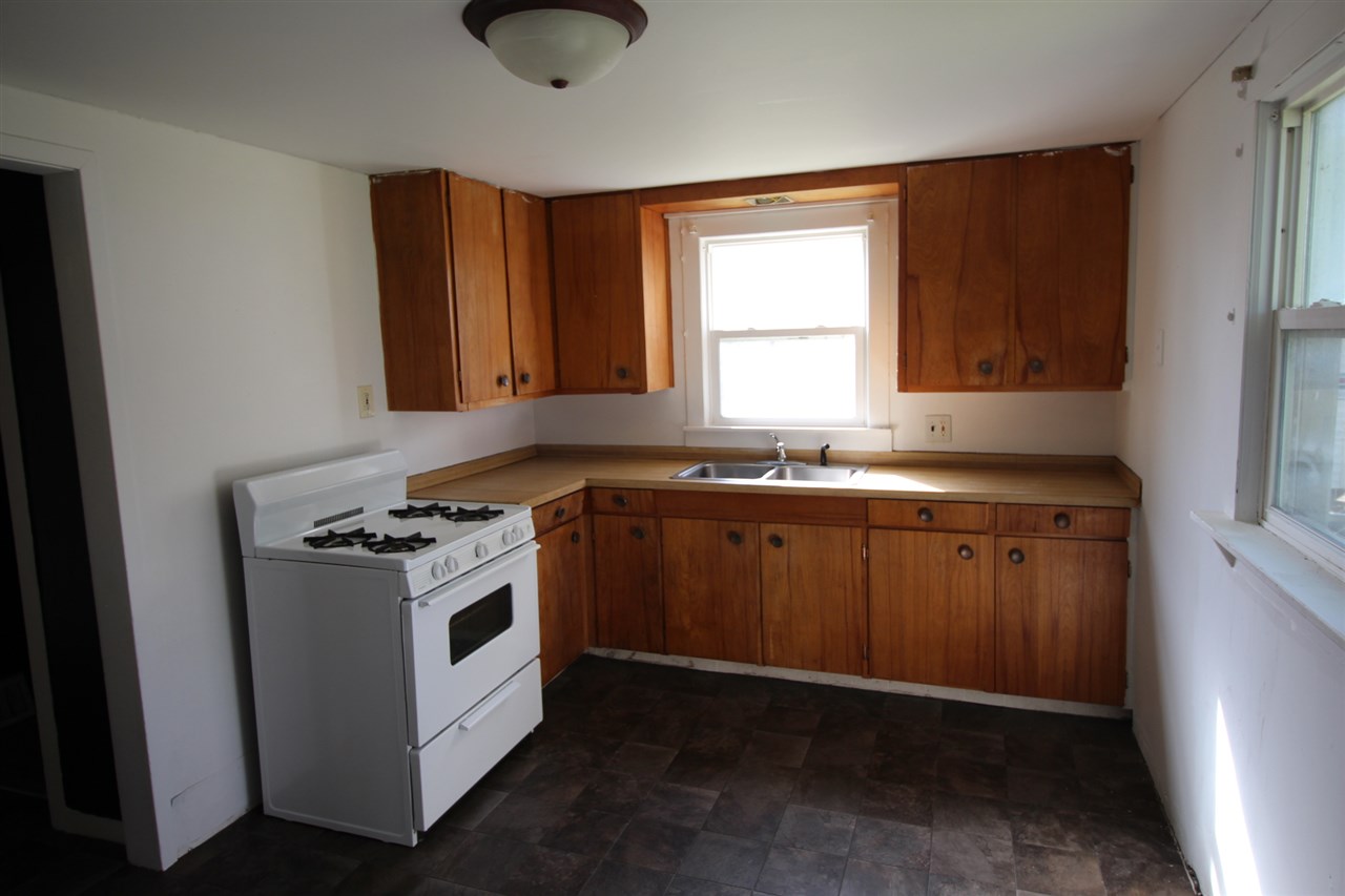 682 Bay Road Bay City, MI 48706 - Photo 10 of 11 Gallery Image 10
