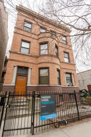 $2,750 | 941 West Windsor Avenue, Unit 3, Chicago, IL 60640