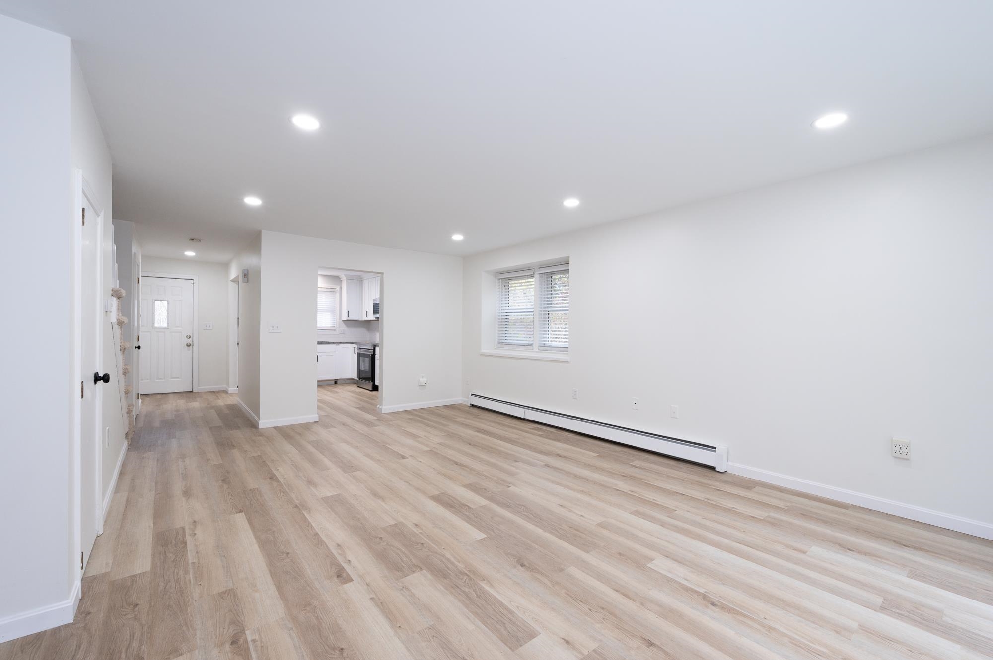 31 South Avenue, Unit L Derry, NH 03038 - Photo 12 of 27