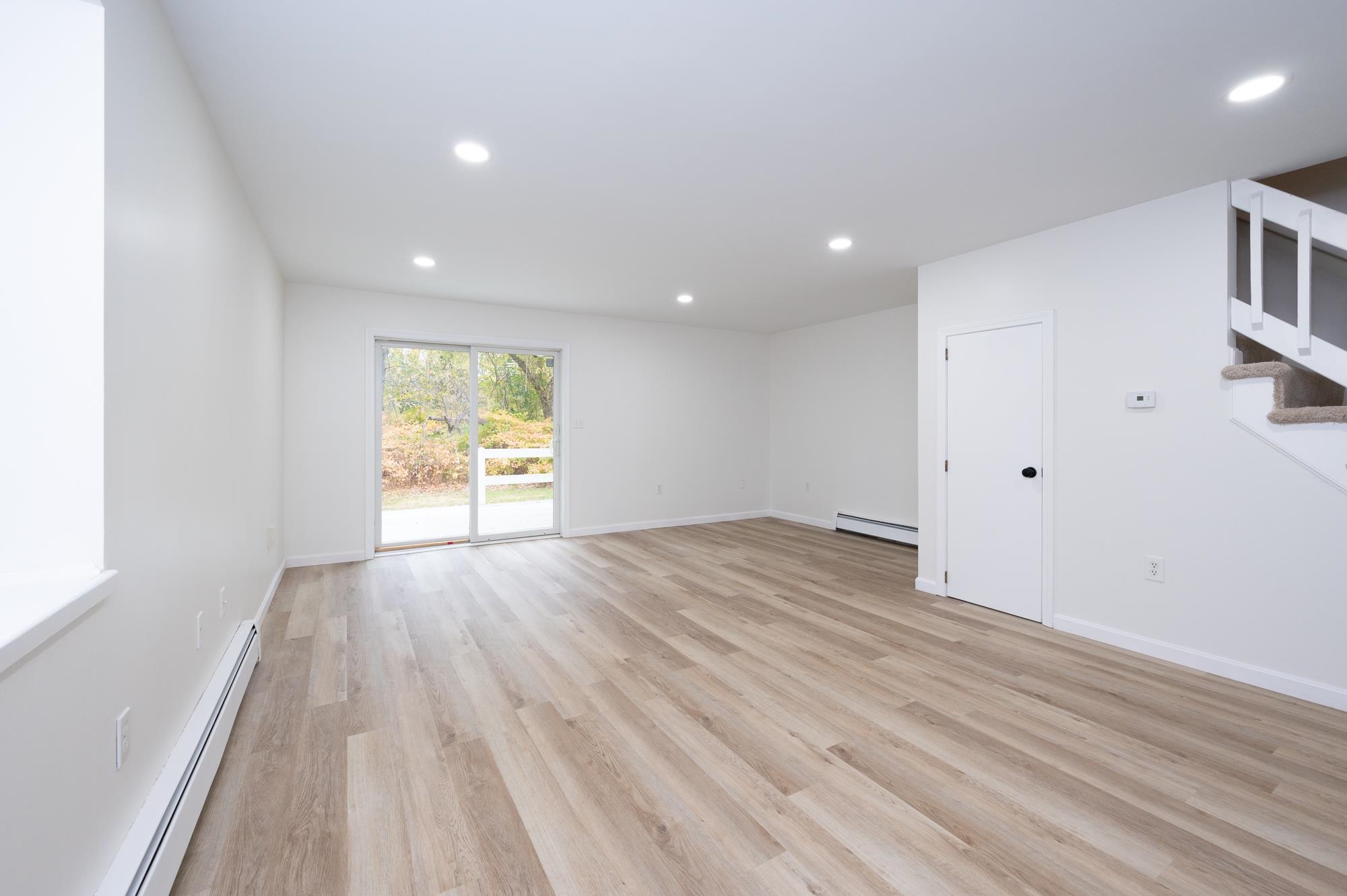31 South Avenue, Unit L Derry, NH 03038 - Photo 14 of 27