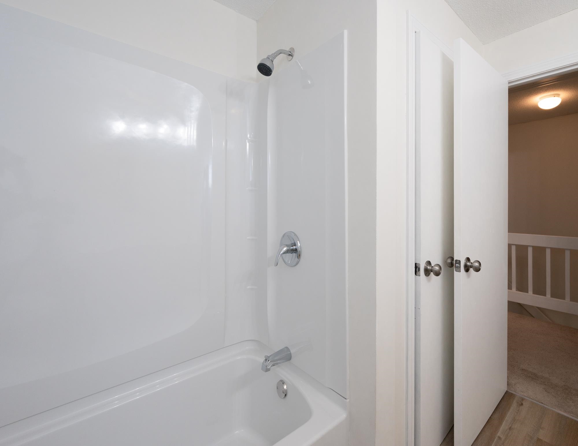 31 South Avenue, Unit L Derry, NH 03038 - Photo 18 of 27