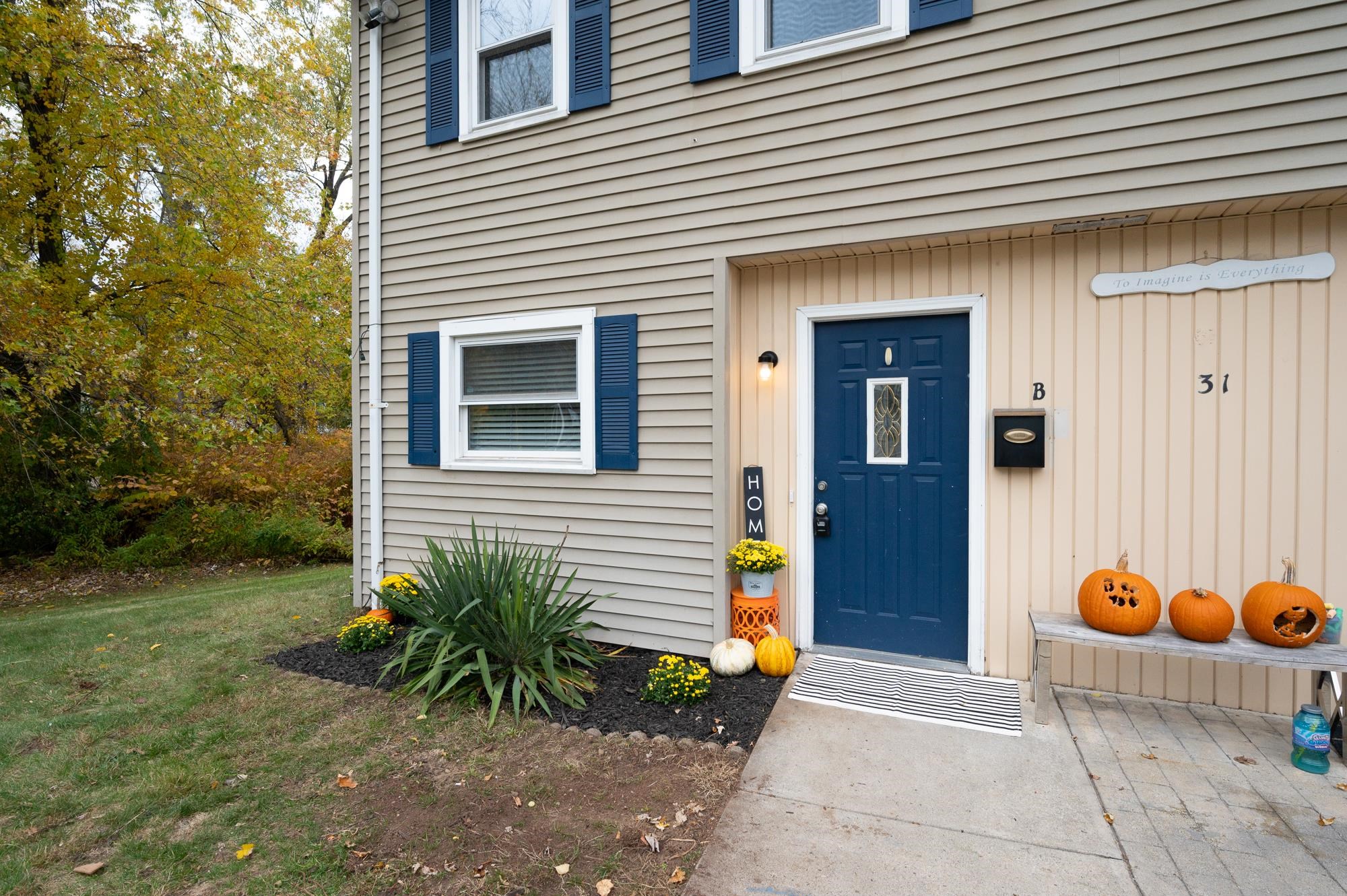 31 South Avenue, Unit L Derry, NH 03038 - Photo 2 of 27