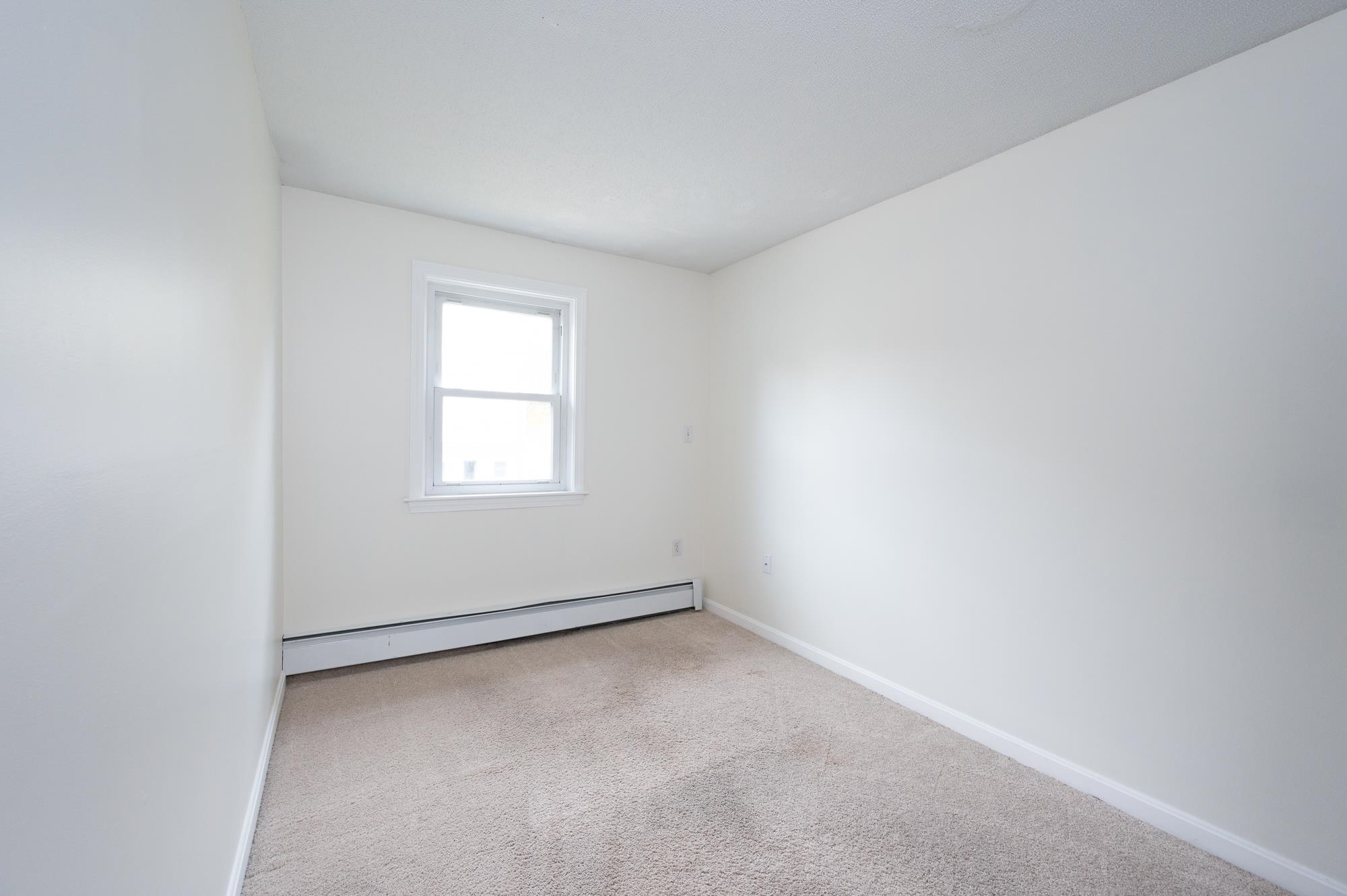 31 South Avenue, Unit L Derry, NH 03038 - Photo 25 of 27