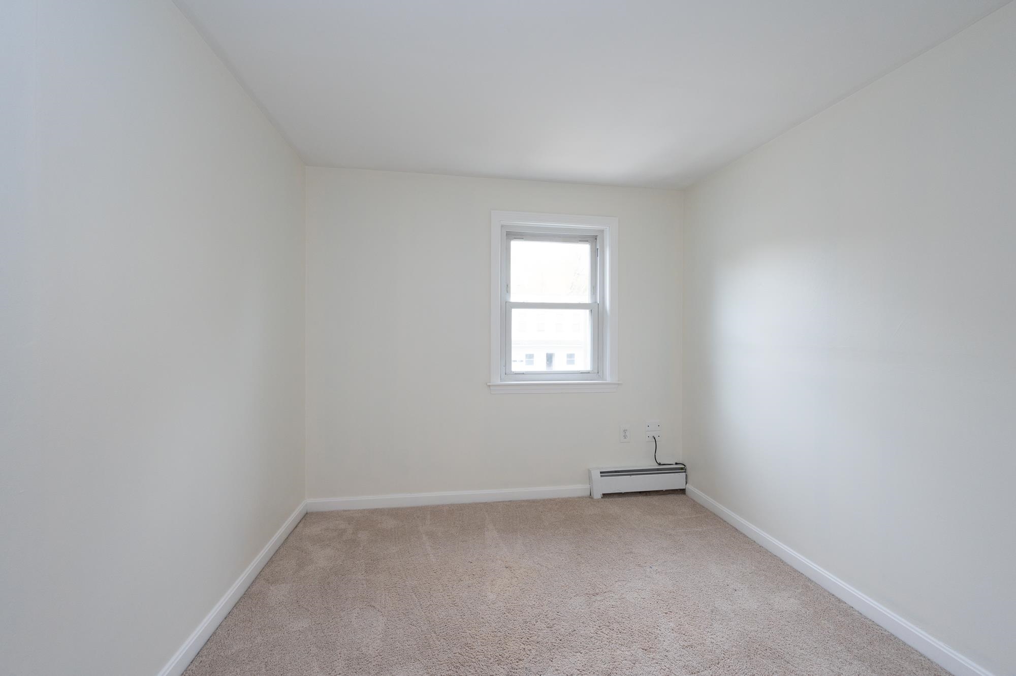 31 South Avenue, Unit L Derry, NH 03038 - Photo 26 of 27