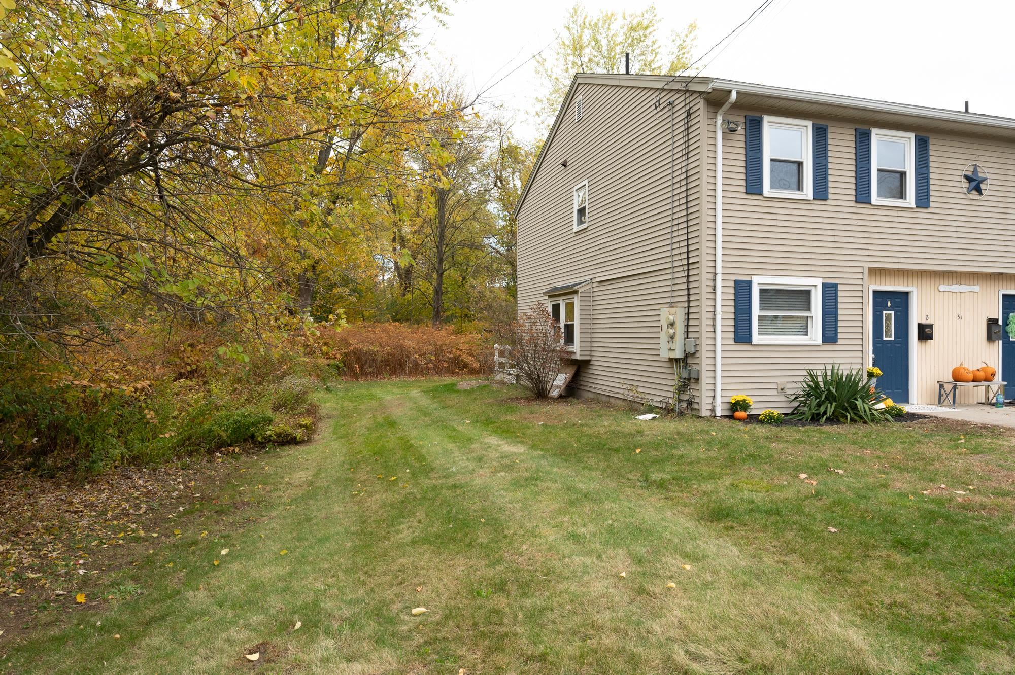 31 South Avenue, Unit L Derry, NH 03038 - Photo 3 of 27