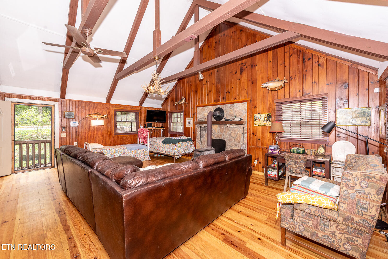 6806 Walnut Loop Road Townsend, TN 37882 - Photo 20 of 40 _DSC8829