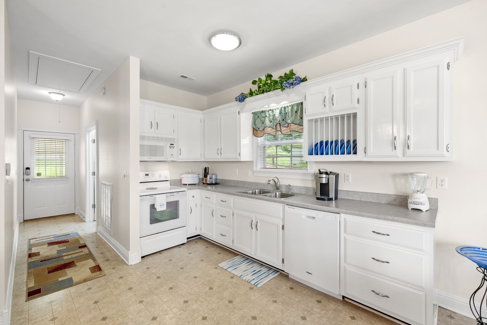 196 Wildlife Road Dover, TN 37058 - Photo 15 of 98