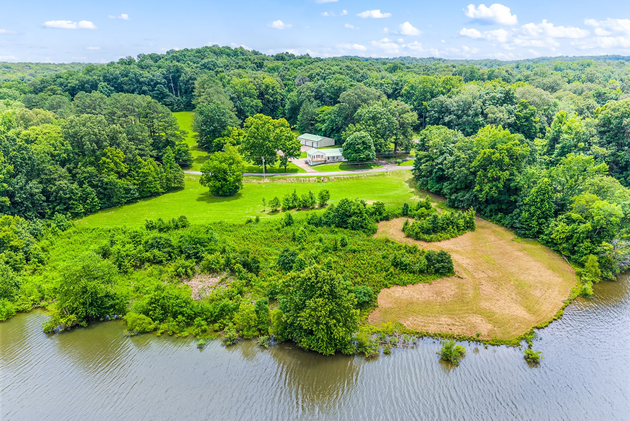 196 Wildlife Road Dover, TN 37058 - Photo 3 of 98