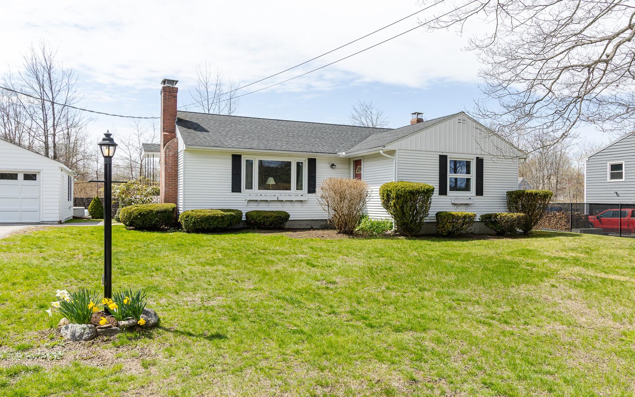 484 Chapman Road Keene, NH 03431 - Photo 1 of 29 Gallery Image 1