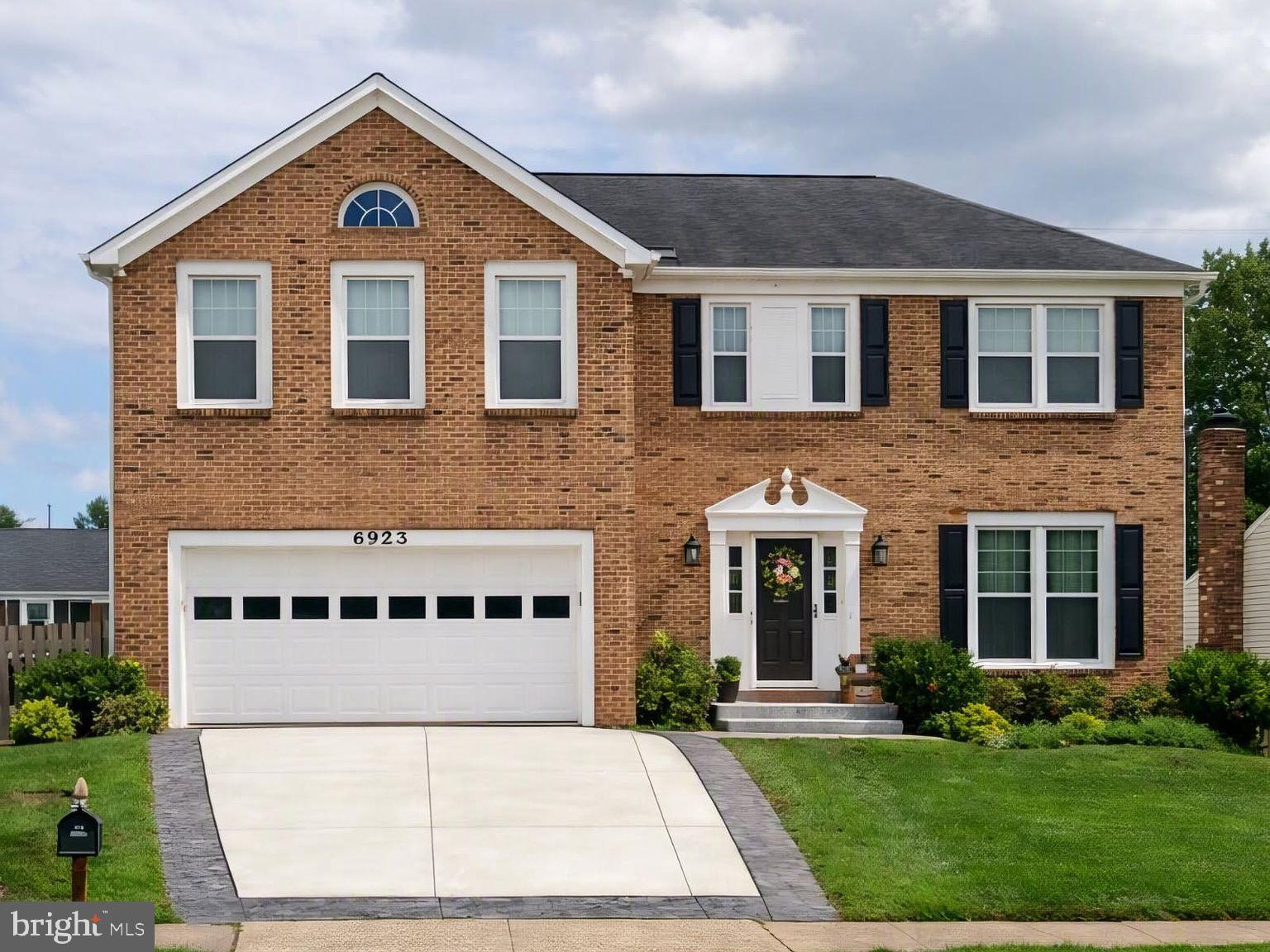 6923 Confederate Ridge Lane Centreville, VA 20121 - Photo 1 of 47 Gallery Image 1