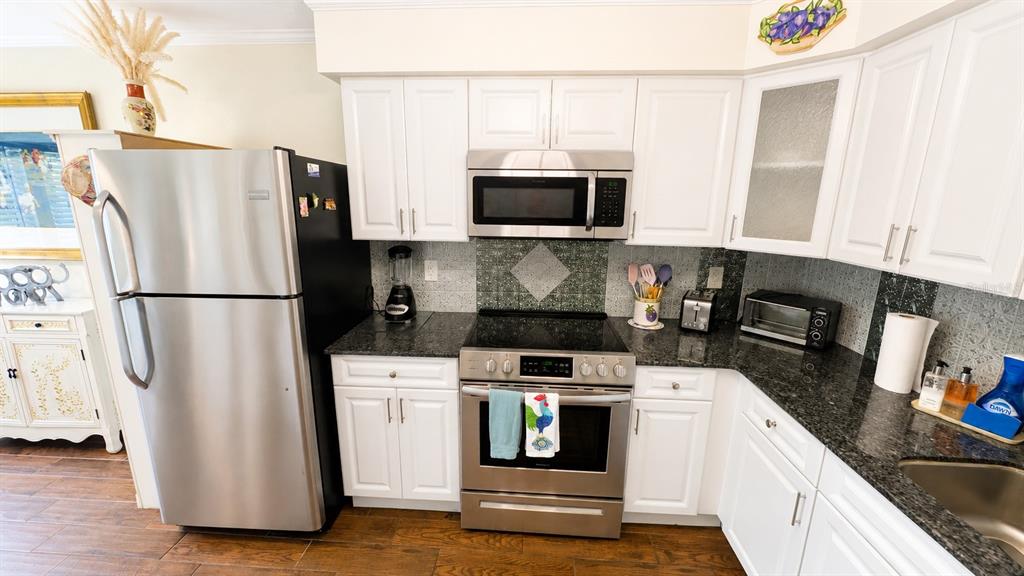 3413 Clark Road, Unit 114 Sarasota, FL 34231 - Photo 8 of 20