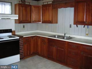 313 West Elm Street Shillington, PA 19607 - Photo 3 of 6 Gallery Image 3