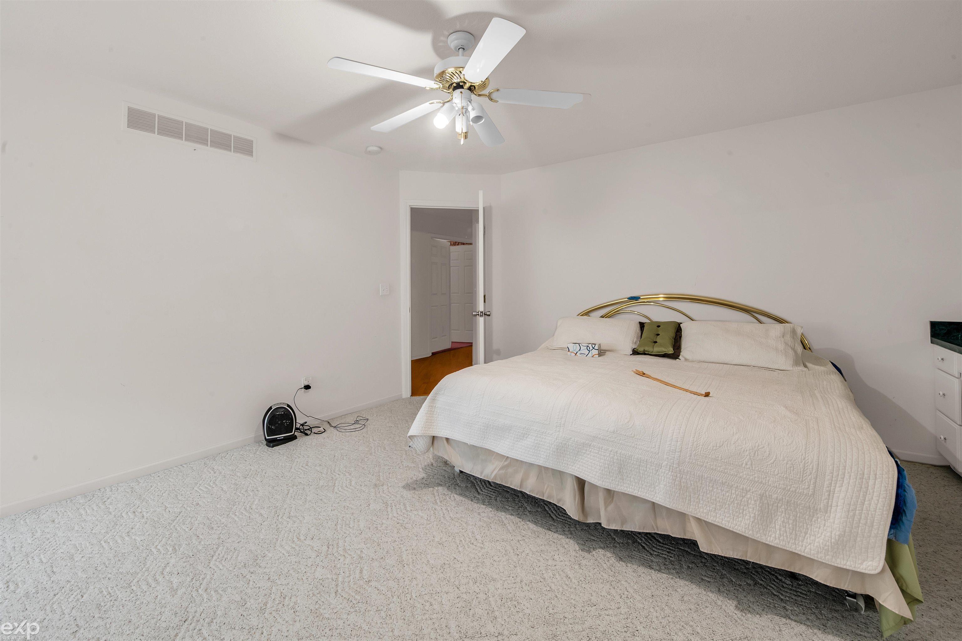 23890 Hall Road Woodhaven, MI 48183 - Photo 38 of 39