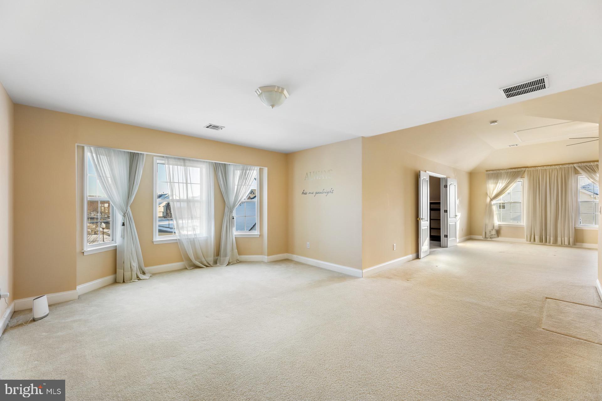 2 Sapphire Road Robbinsville, NJ 08691 - Photo 12 of 24 Gallery Image 12