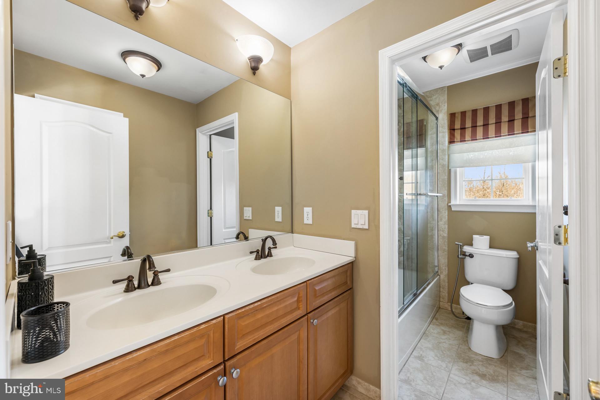 2 Sapphire Road Robbinsville, NJ 08691 - Photo 21 of 24 Gallery Image 21