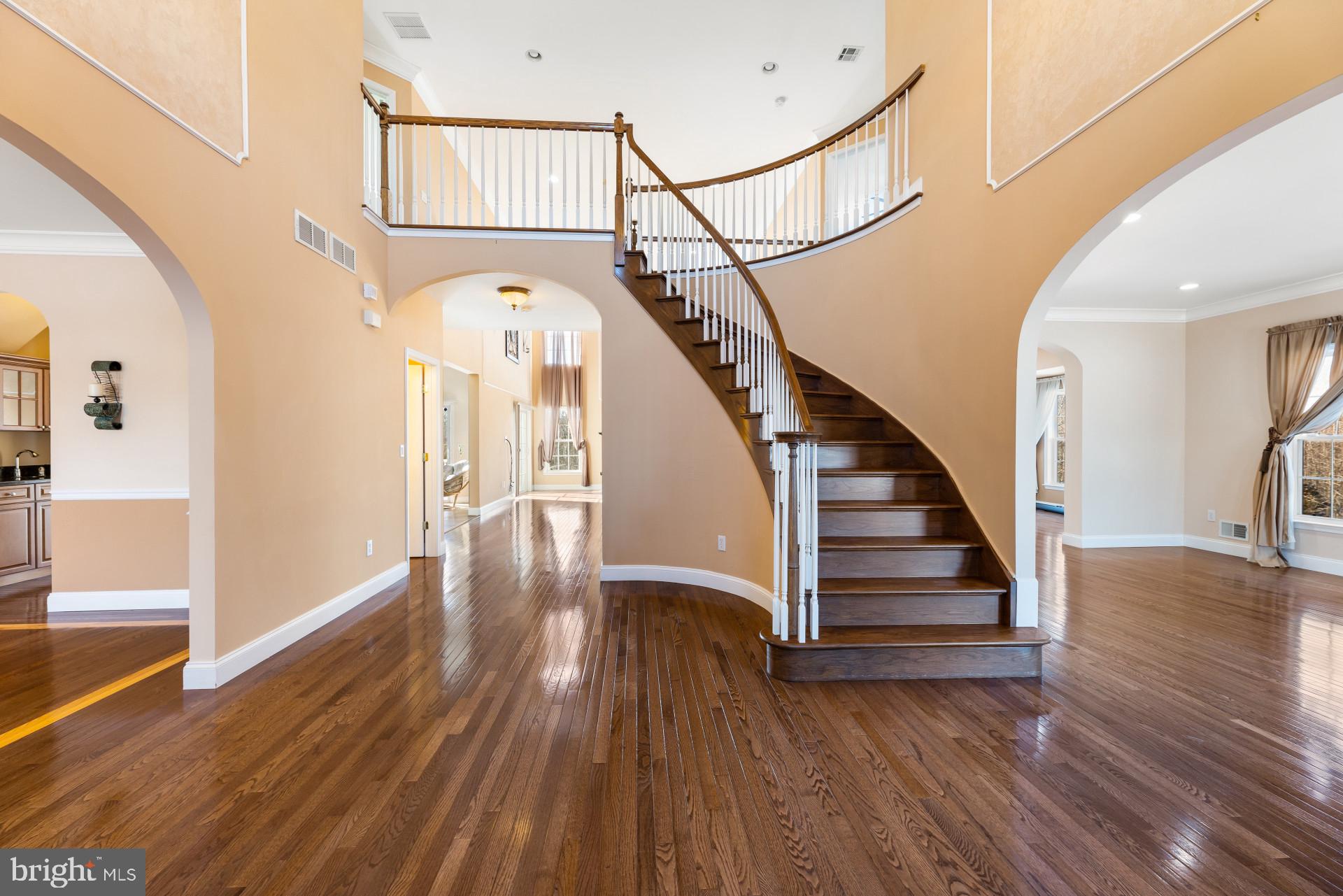 2 Sapphire Road Robbinsville, NJ 08691 - Photo 4 of 24 Gallery Image 4