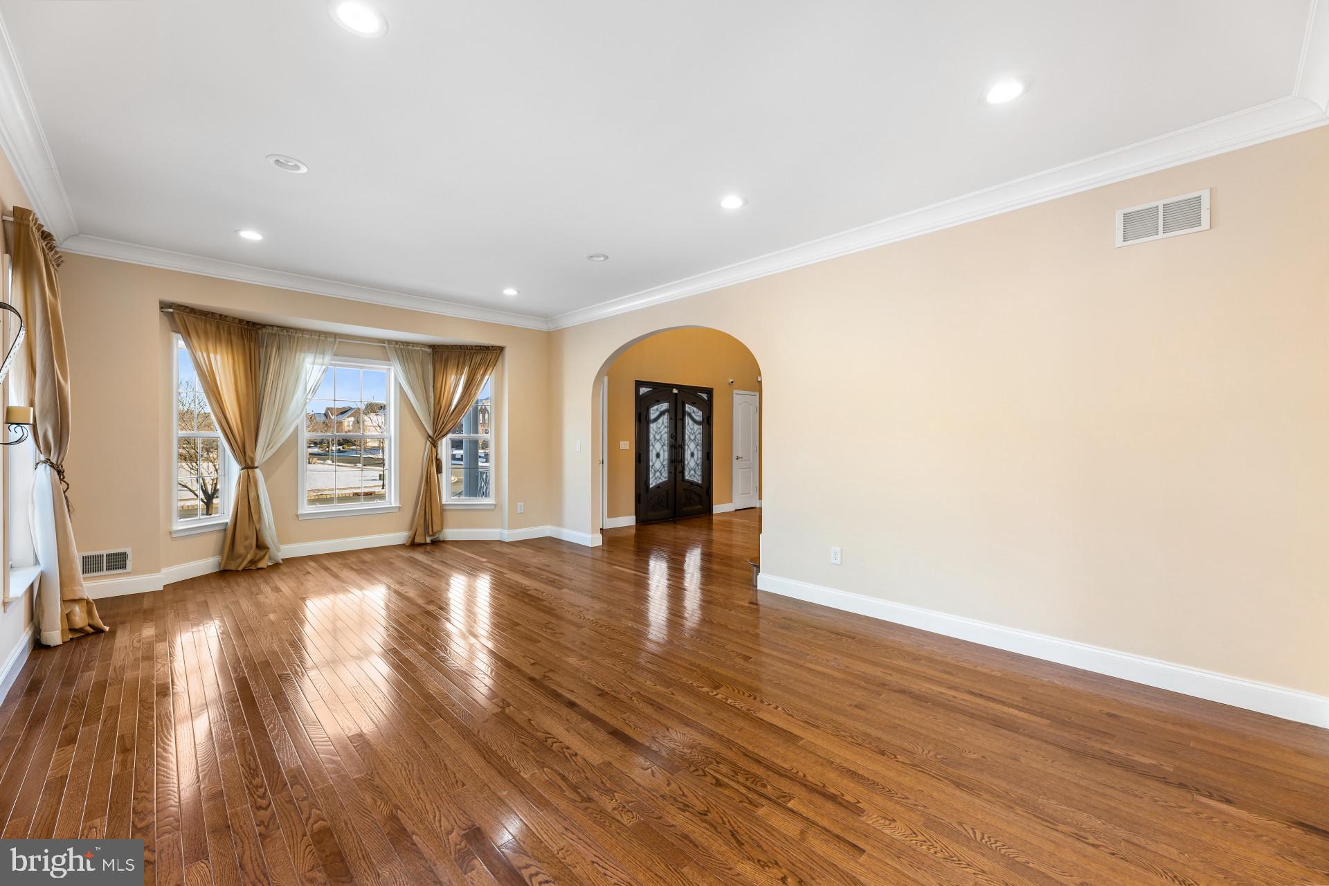 2 Sapphire Road Robbinsville, NJ 08691 - Photo 10 of 24 Gallery Image 10