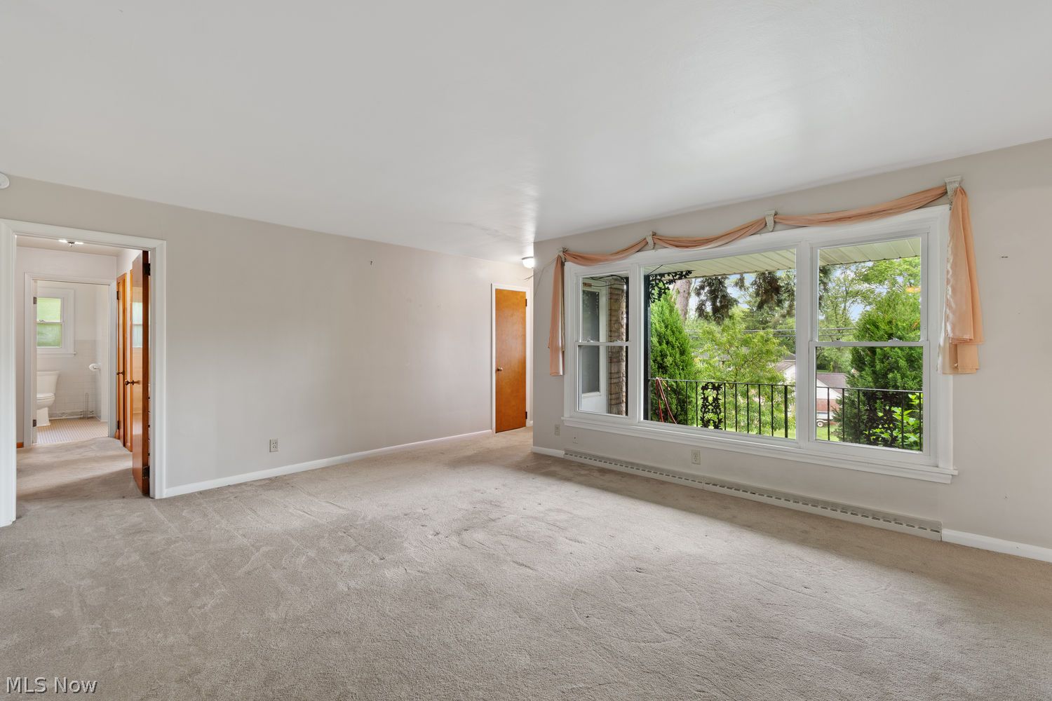 3315 Frazer Avenue Northwest Canton, OH 44709 - Photo 4 of 29