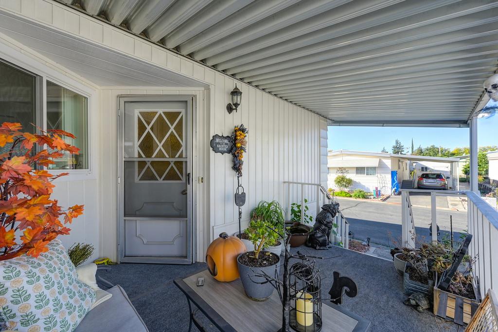 7512 Bufflehead Lane Citrus Heights, CA 95621 - Photo 13 of 52