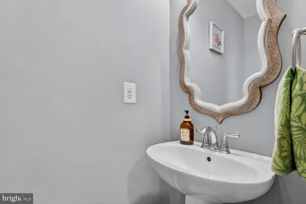 $765,000 | 25759 Double Bridle Terrace, Aldie, VA 20105