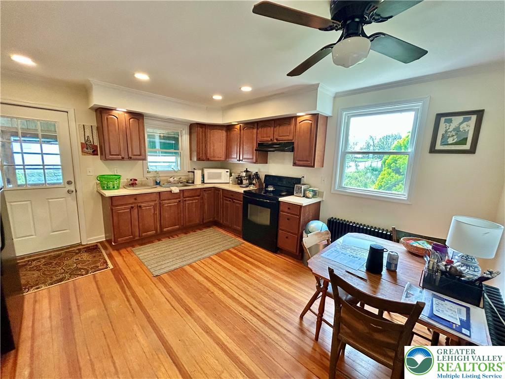 102 Garibaldi Avenue Roseto, PA 18013 - Photo 3 of 25